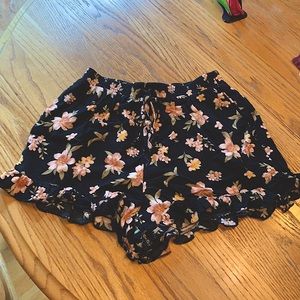 Black AE soft shorts- size XS